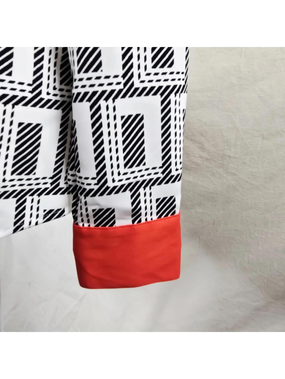 Karl Lagerfeld Paris Geo Print Top Contrast Cuff Women’s S Excellent Condition - Picture 4 of 9